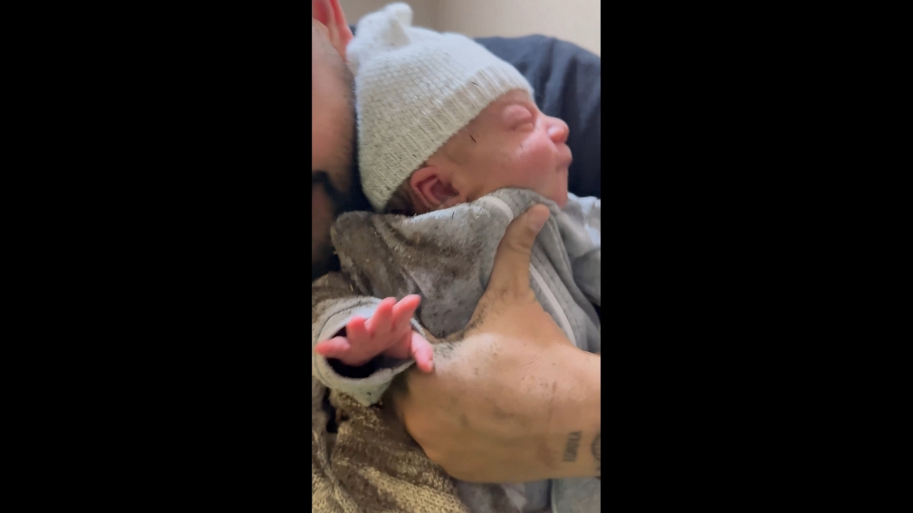 Baby gets covered in dirt after mishap following NICU discharge in Goiânia, Brazil