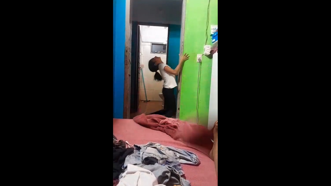 Little girl’s magic trick ends in bump in Concepción, Paraguay