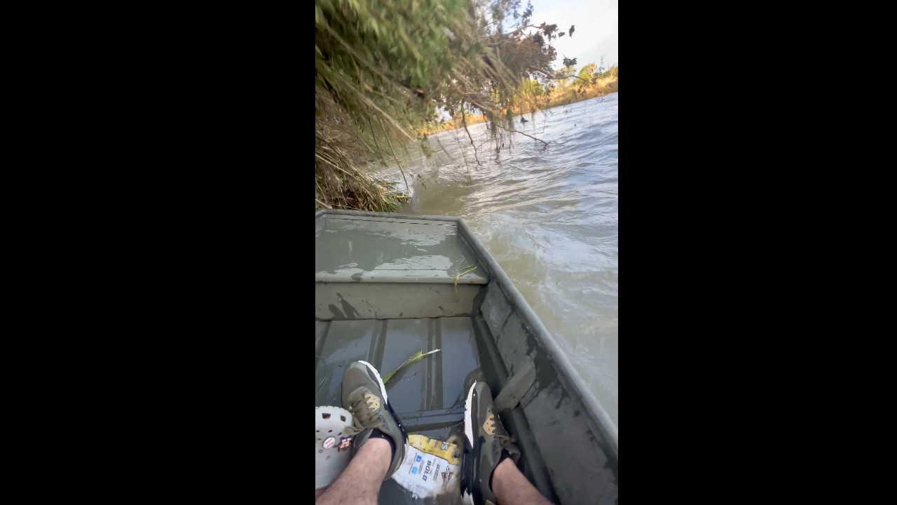Boat ride mishap in Cadereyta Jiménez: rider hits river bank