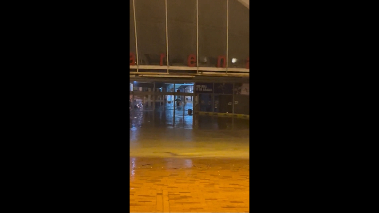 La Garena station submerged: heavy rains flood Alcalá de Henares, Madrid, Spain