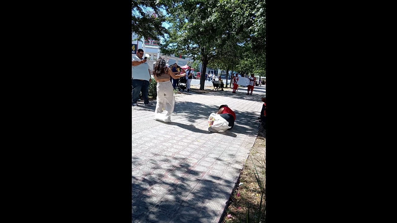 Participant falls during Red Cross sack race event in Torreón