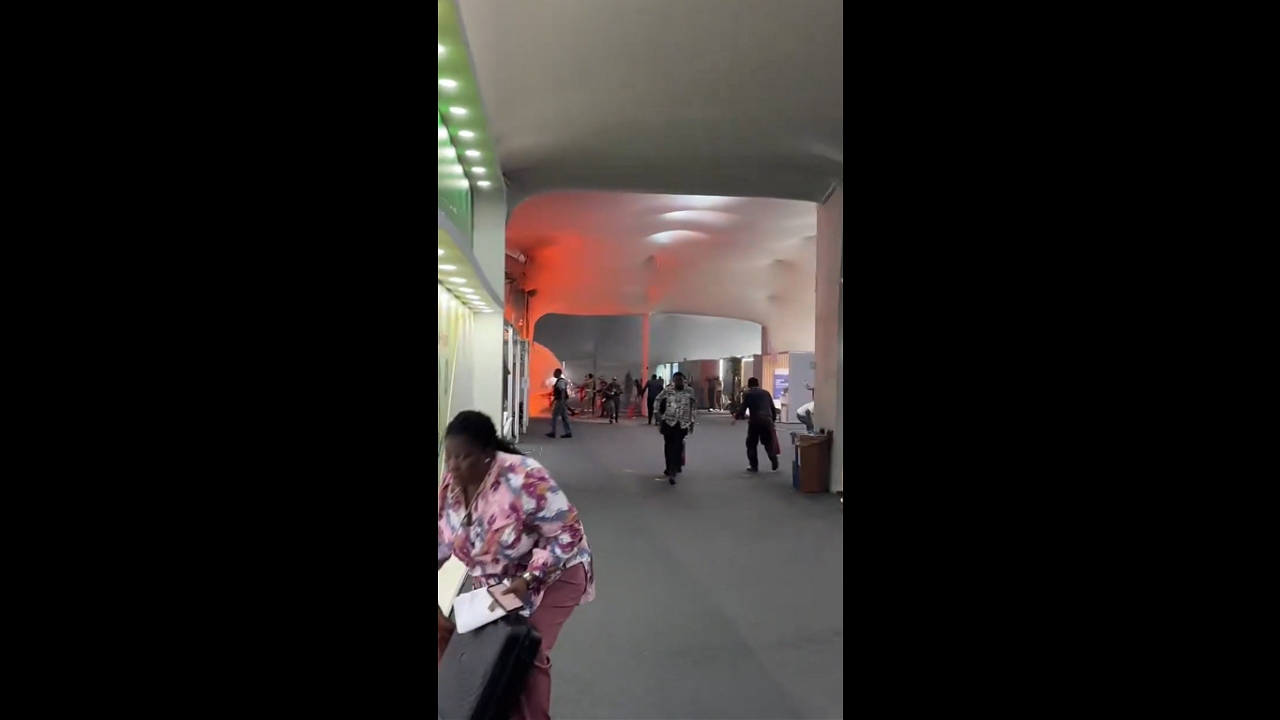 Fire triggers chaotic evacuation at COP30 venue in Belém, Brazil