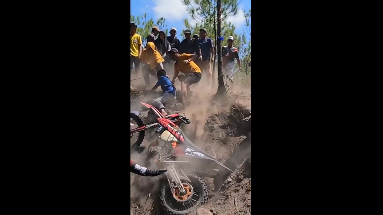 Spectators narrowly escape injury as bike soars into crowd at Black Parade Hard Enduro event
