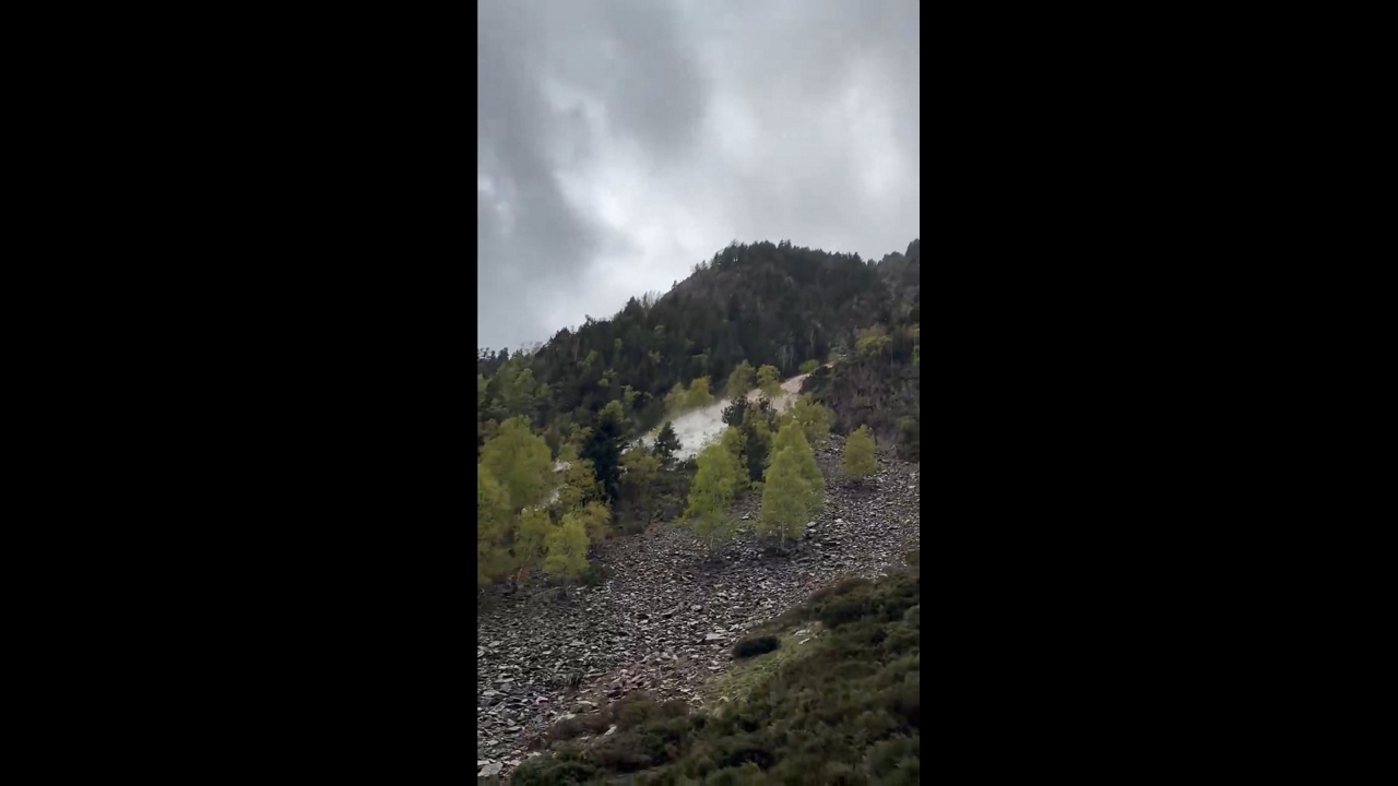 Avalanche rushes down mountainside near Alós d’Isil in Catalan Pyrenees, Spain