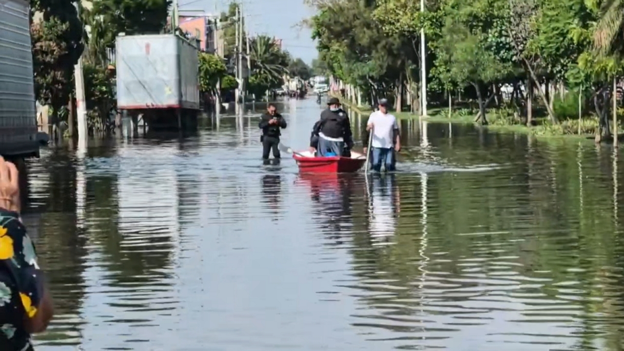 Severe street flooding after heavy rain in Nezahualcóyotl, Mexico