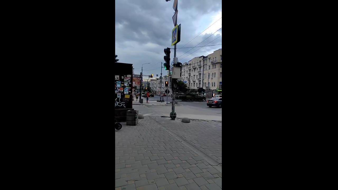 Security tensions rise in Rostov-on-Don as military equipment surrounds key government buildings