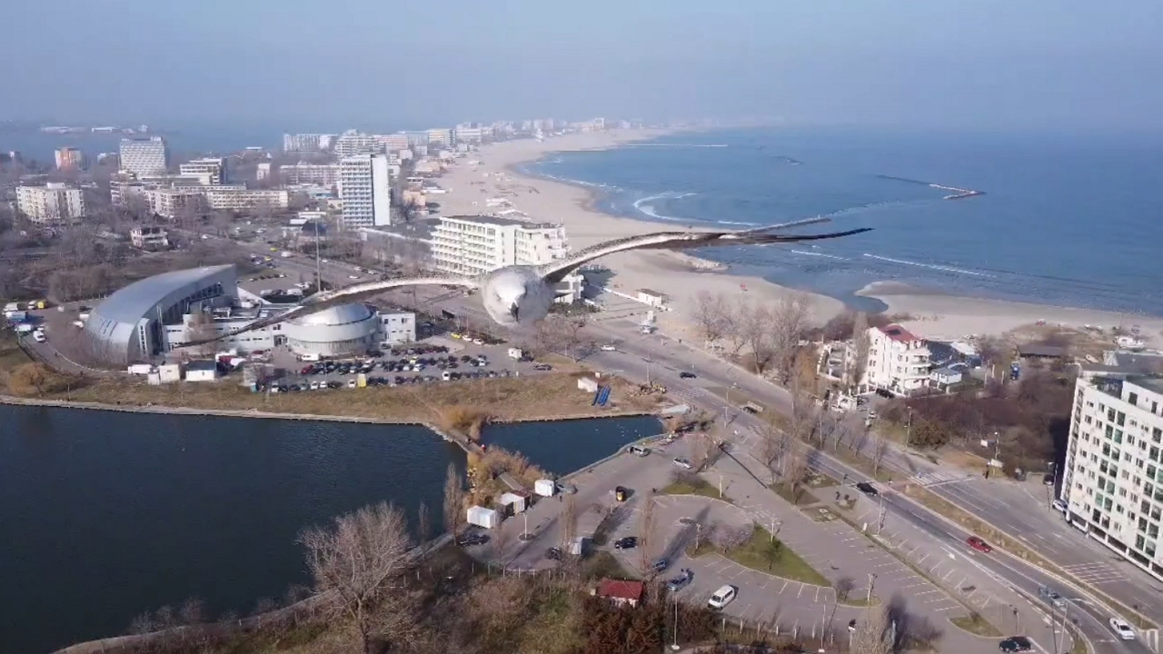 Seagull crashes into drone filming over the sea in Constanța, România