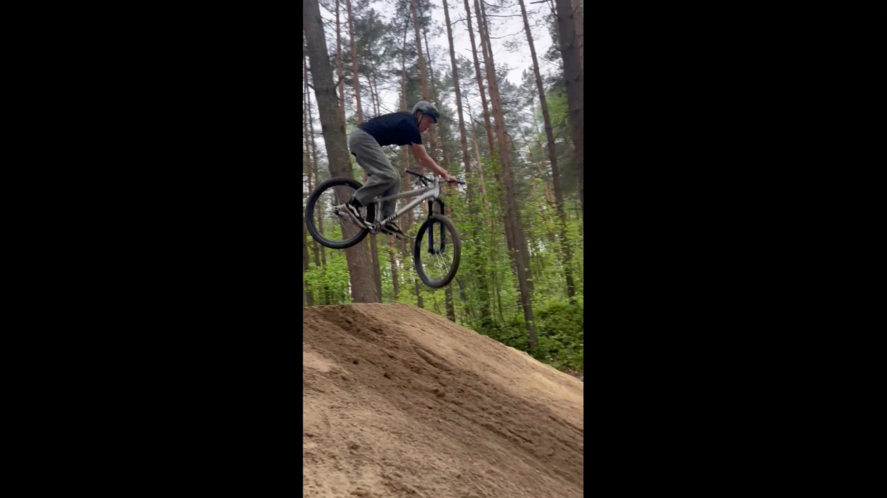 Cyclist crashes during triple barspin trick attempt in Żory, Poland
