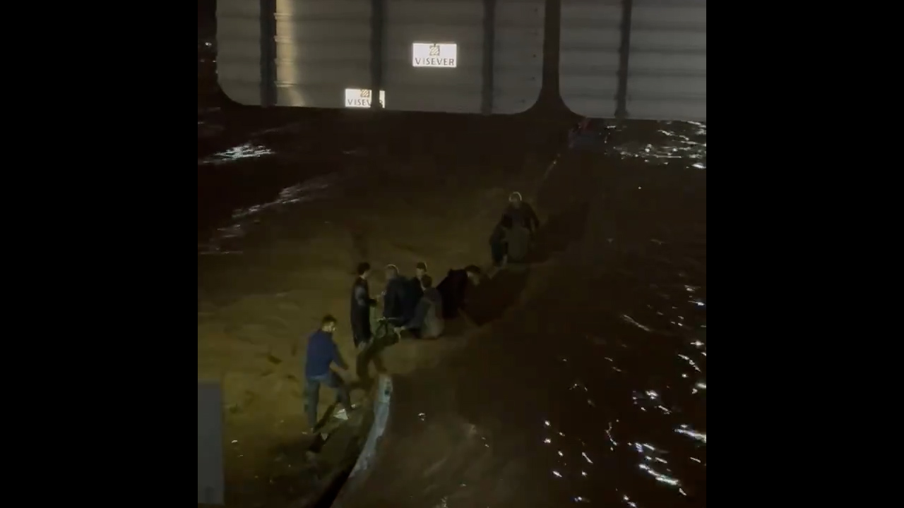 Flood rescue efforts underway at Sedaví bridge in Valencia