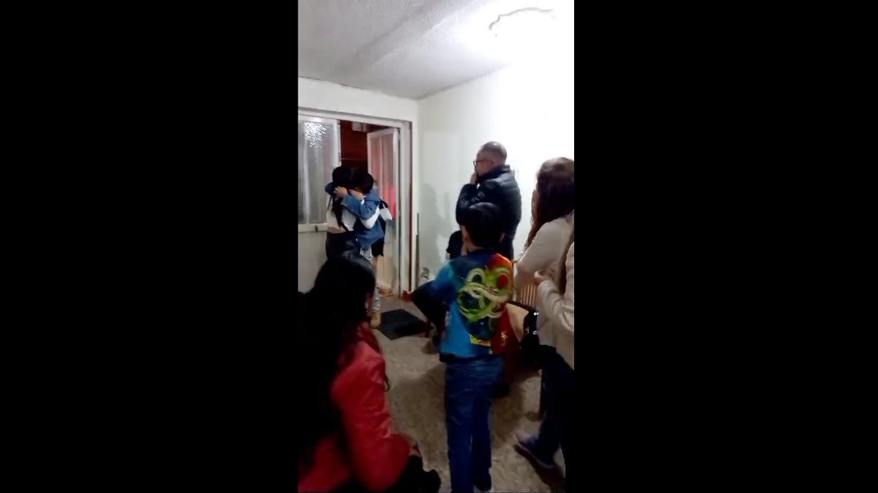 Heartwarming reunion: emotional family embrace after 5 years in Bogotá, Colombia