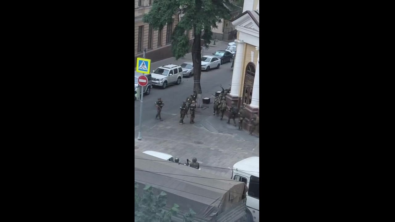 Tensions rise as military equipment cordons off southern military district headquarters in Rostov-on-Don