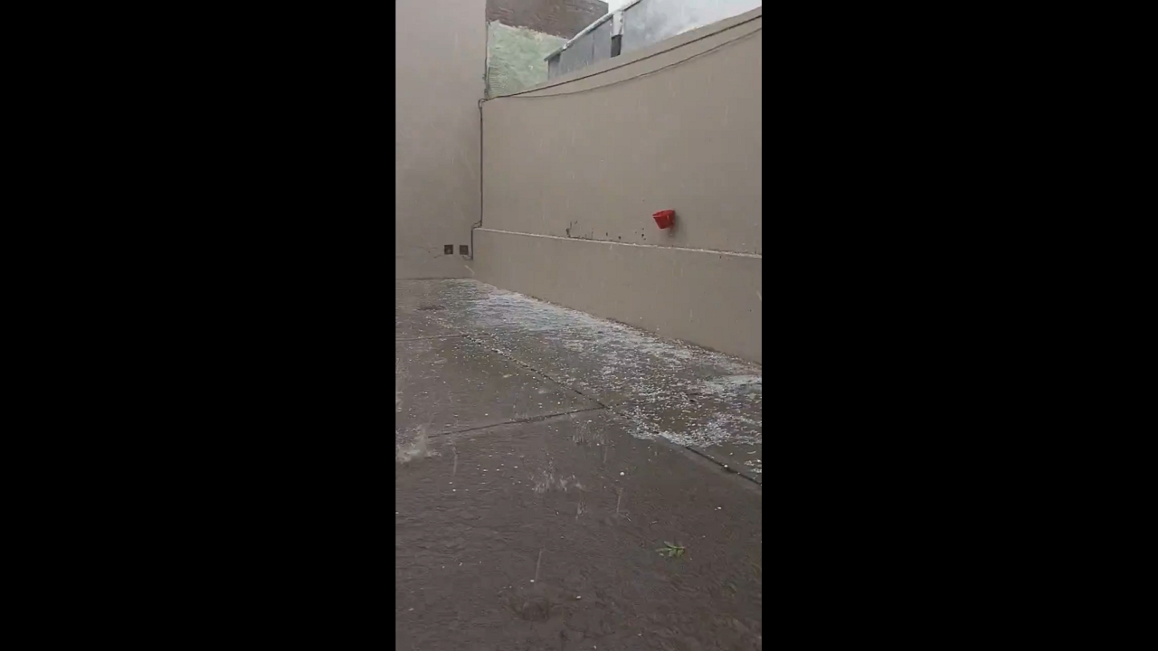 Severe hailstorm causes damage in Bahía Blanca, Argentina