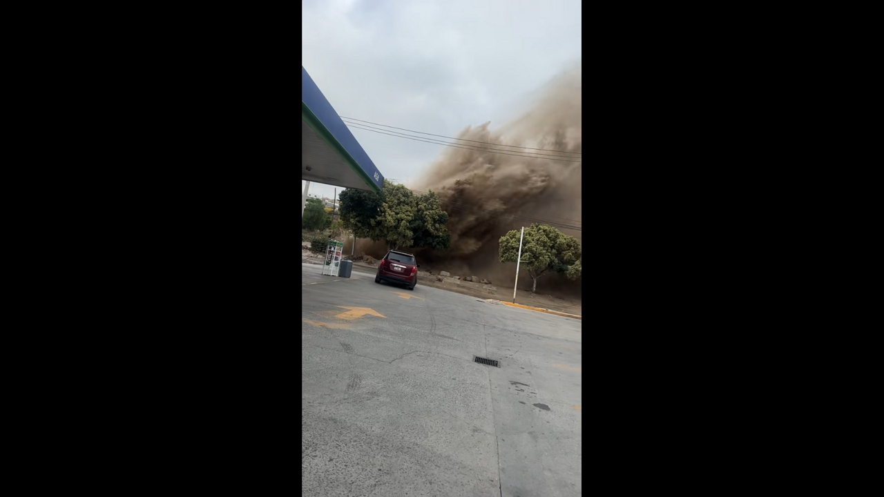 Water pipe burst on Gustavo Díaz Ordaz Boulevard in Tijuana, Mexico