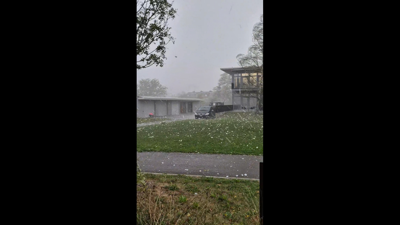 Massive hailstones hammer Winterthur during severe storm in Zürich, Switzerland
