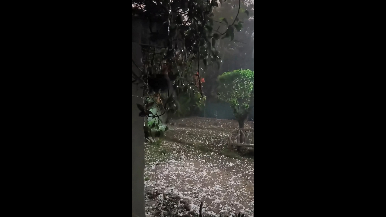 Large hailstones blanket Mendiolaza during severe storm in Córdoba, Argentina