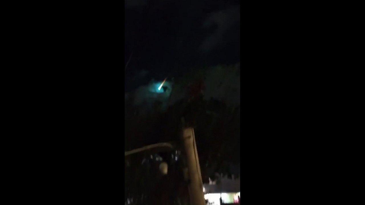 Bright fireball lights up night sky over Colón neighborhood in Buenos Aires, Argentina