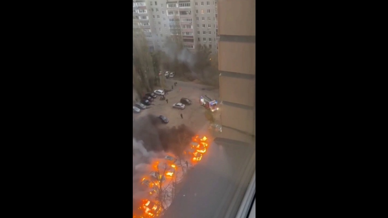 Multiple cars burn in residential courtyard following drone attack in Voronezh, Russia