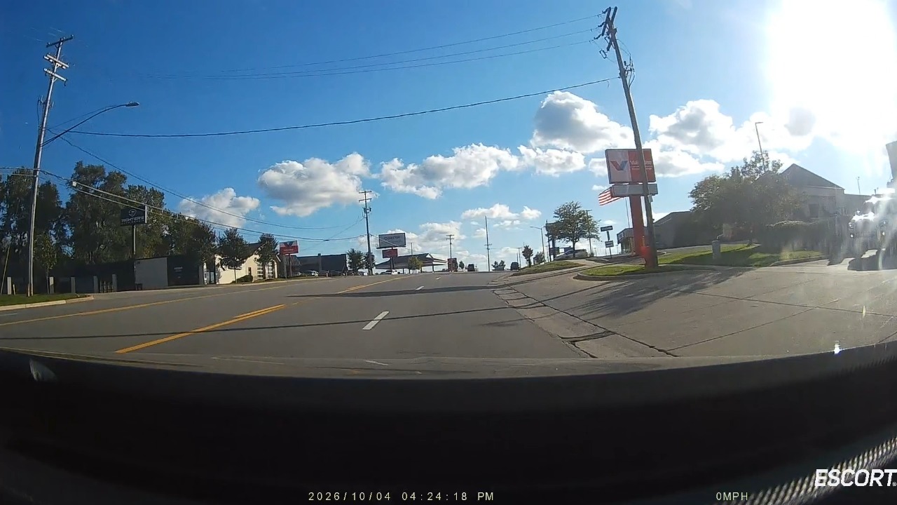 Driver collides with vehicle making a sudden turn in Grand Rapids, USA