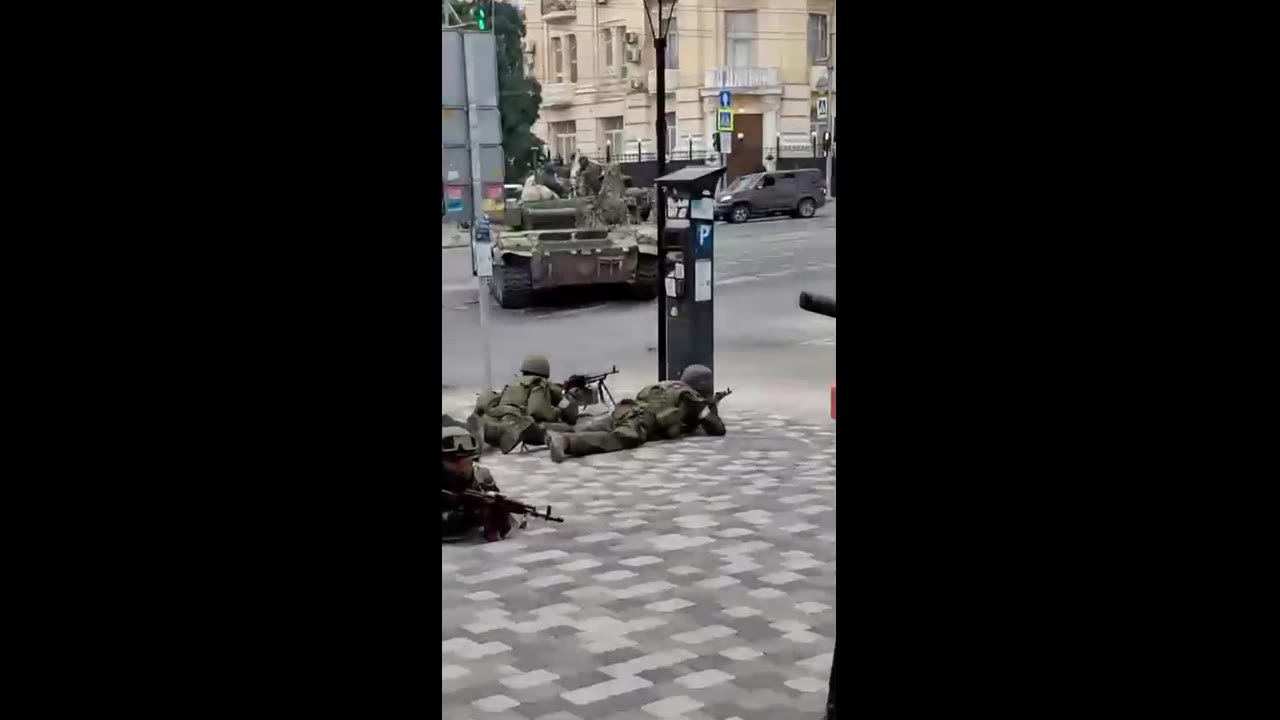 Rostov on high alert as military equipment and camouflaged personnel appear near Southern Military District headquarters