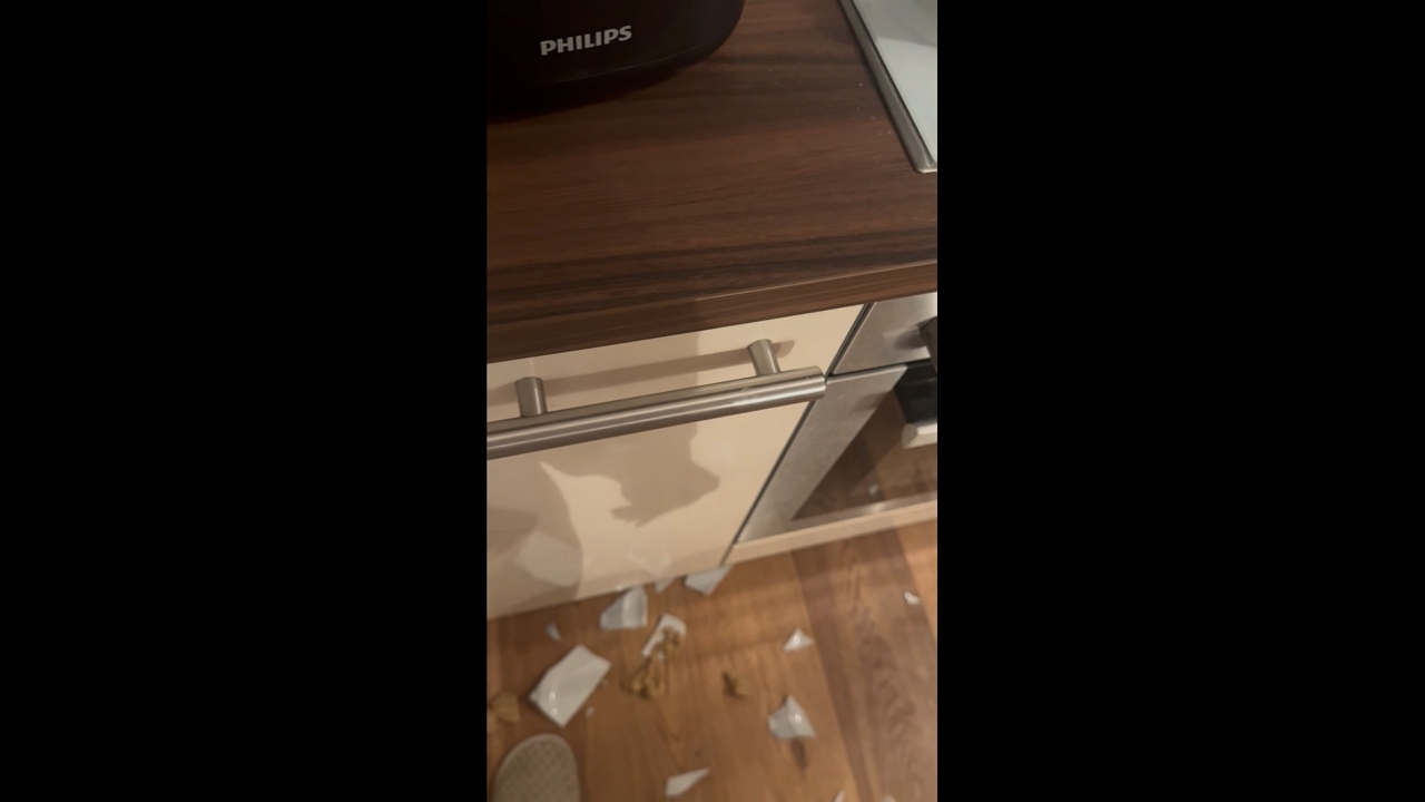 Pasta mishap during cooking experiment in Mönchengladbach, Germany