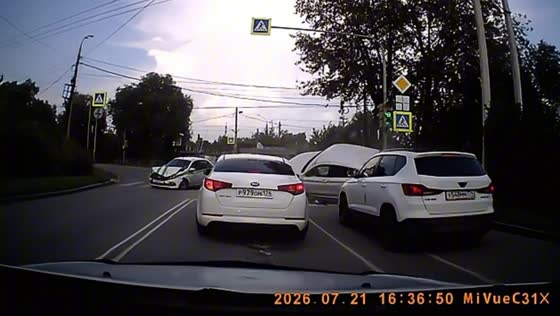 BMW overturns after collision with bailiff service car in Chelyabinsk, Russia