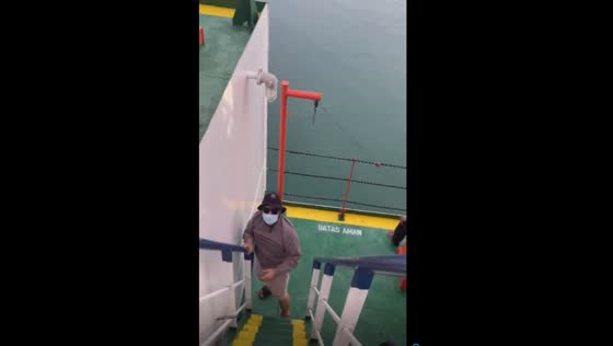 Ship mishap: friend's misstep leads to dramatic plunge