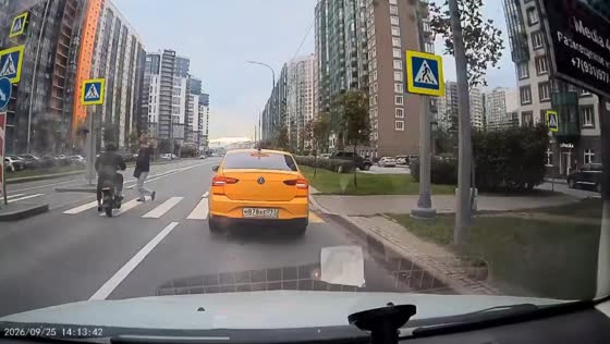 E-scooter rider hits pedestrian at crosswalk in Murino, Russia
