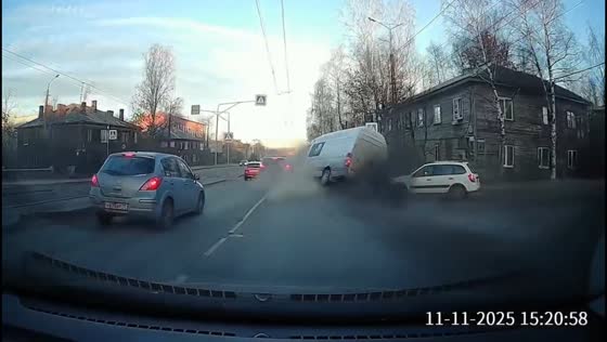 Unexpected road accident causes vehicles to overturn in Petrozavodsk, Russia