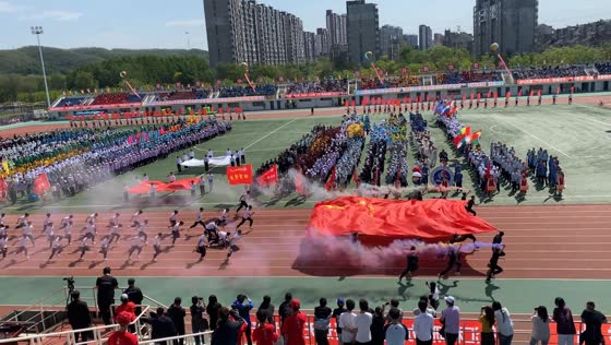 Photographer causes collision during sports race in Liaoning, China