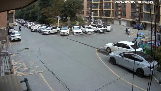 Motorcycle rider crashes after being hit by car at intersection in Hunan, China