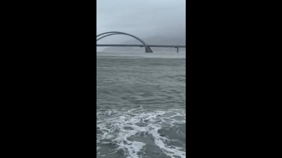Strong water surge at Tseung Kwan O during Typhoon Ragasa in Hong Kong, China