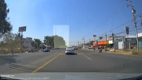 Motorcyclist crashes after hitting roadside sign in Yecapixtla, Mexico