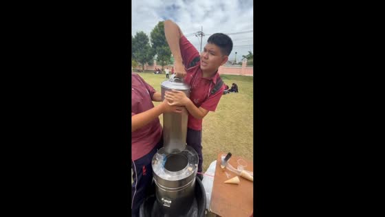 Ice cream container lid snaps back and hits man in Bangkok, Thailand