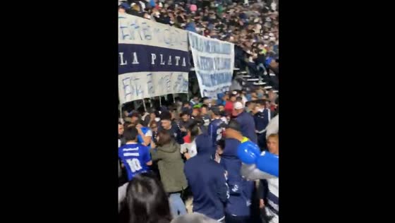 Clashes reported in Juan Carmelo Zerillo stadium in La Plata, Buenos Aires Province