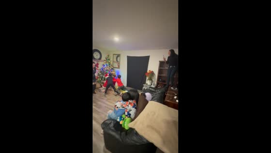  The Grinch pranks kids in Charlotte, North Carolina, USA