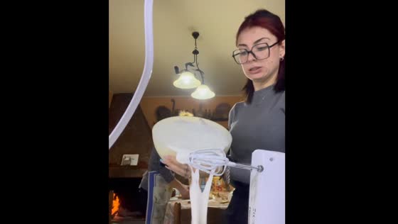 Baker in Cagliari loses dough while showing bowl to the camera