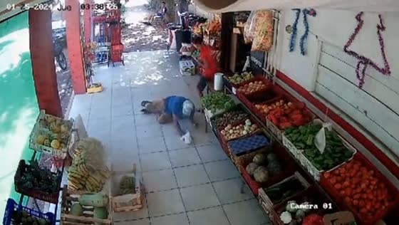 Slip-and-fall mishap outside store in Encarnacion, Paraguay