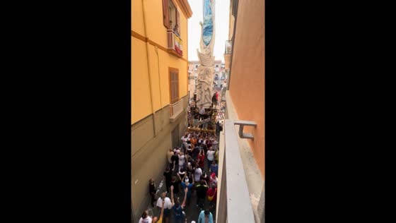 Festa dei Gigli: commemorating San Paolino's return with towering wooden spires