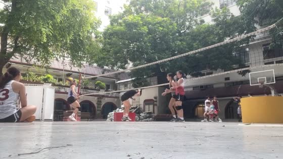 Volleyball player accidentally hits teammate’s head during combination play