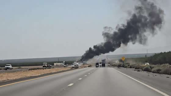 Amazon Prime trailer catches fire and sends thick smoke across Interstate 5 in California, USA