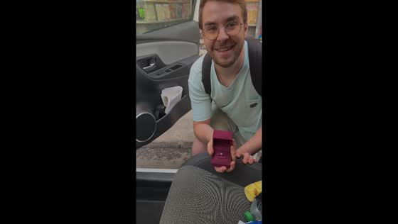 Unexpected proposal unboxing: Madrid bazaar surprise takes a romantic turn