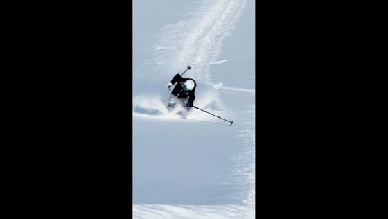 Man “swims” through deep snow on ski slope in Hebei, China