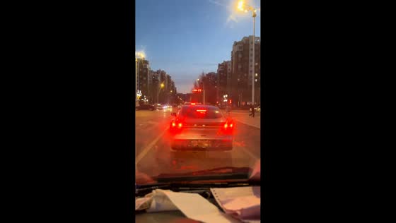 Car unexpectedly hit while waiting at a traffic light in Inner Mongolia, China