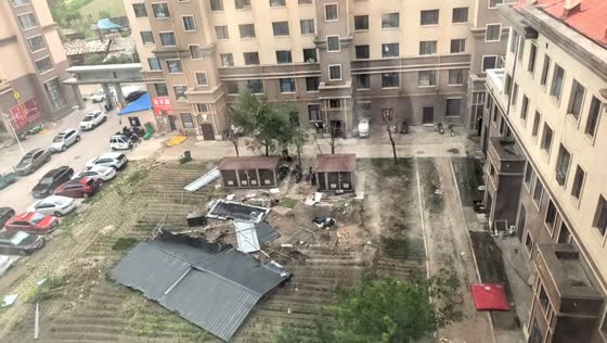 Powerful windstorm damages buildings and trees in Heilongjiang, China