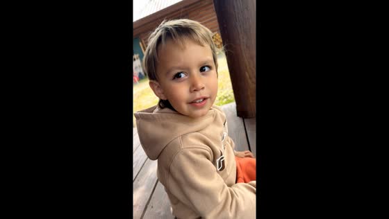 Little boy hilariously spells “jeep” but calls it a car in Kenai, Alaska, USA