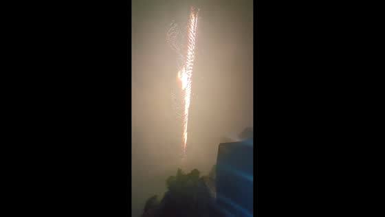Drone malfunction pours down sparks causing panic in Liuyang, Hunan, China