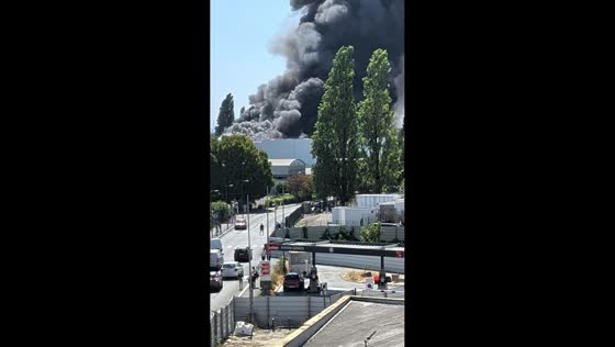 Massive fire breaks out at industrial storage site in Louvres, Val-d’Oise, France