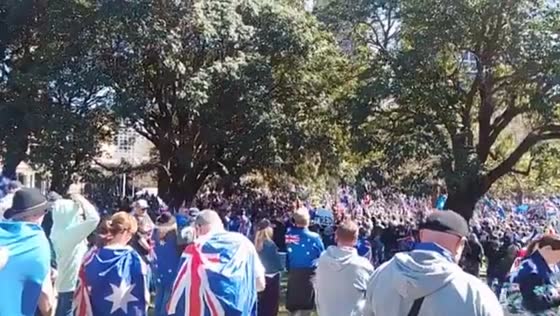 Anti-immigration rally draws large crowd in Sydney, Australia