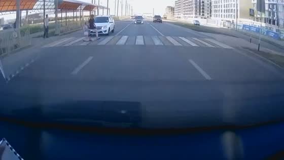 4-year-old struck by speeding car at Stavropol pedestrian crossing 
