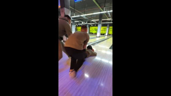 Woman bowls in a unique way in Barcelona, Spain